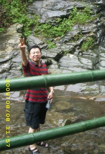 周洛活動 周洛活動